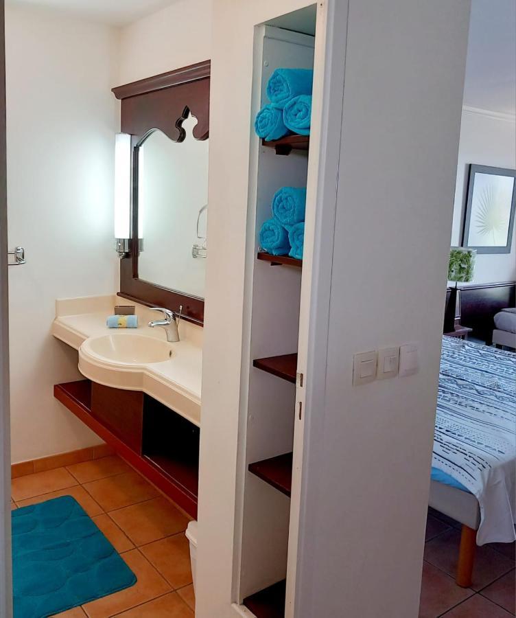 Studio Proprietaire Au Sein Du Village Pierre Et Vacances Сент-Люс Экстерьер фото